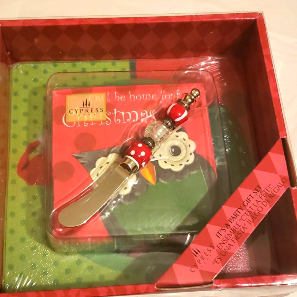 Cypress Christmas Party Set